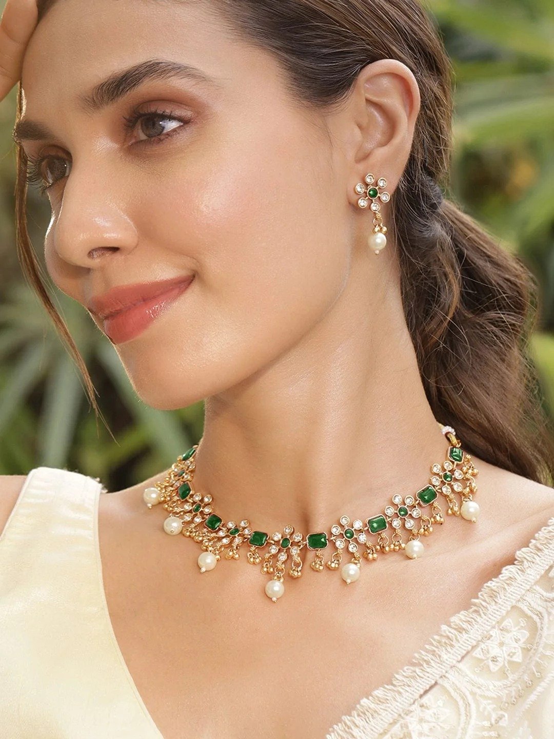 Floral Theme Kundan Green Necklace Set